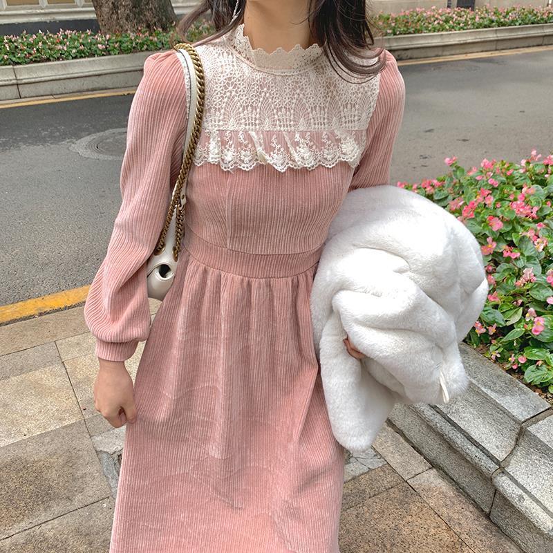 少女甜美蕾丝拼接连衣裙温柔气质百搭甜美灯芯绒春秋打底裙中长裙