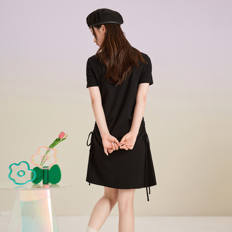 [2.5折价105元]下架唐狮黑色抽绳收腰显瘦连衣裙女春新款小个子Polo裙子