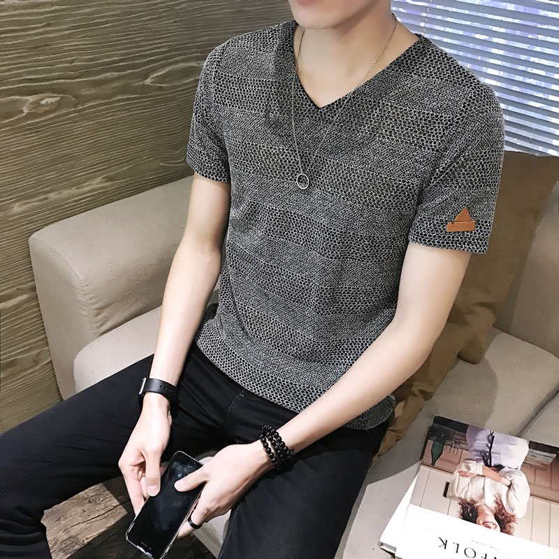 2018夏装新款短袖T恤青春潮流半截袖打底衫学生修身型上衣服体恤