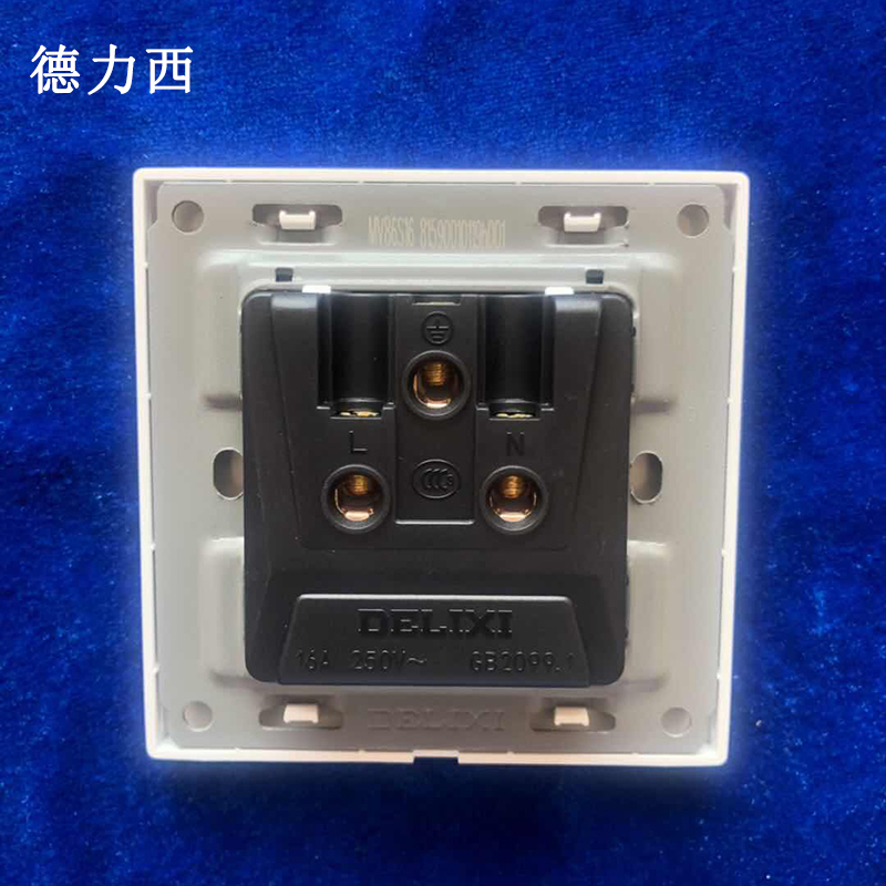 德力西 雅白开关插座面板家用 三孔16A CD831白 (单位:个)