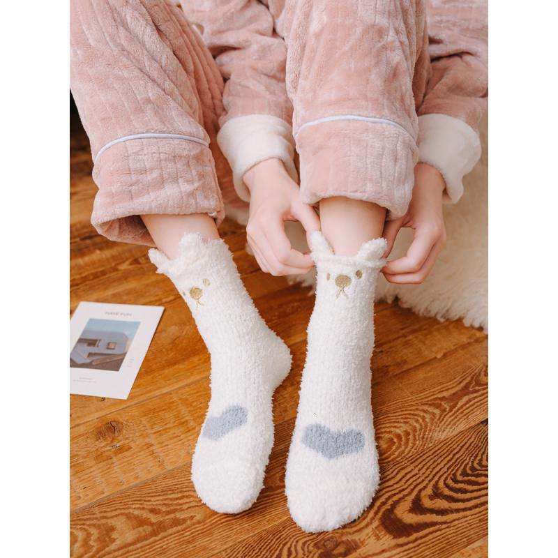 袜子女加厚加绒珊瑚绒中筒袜冬天可爱睡觉穿的冬季睡眠家居地板袜