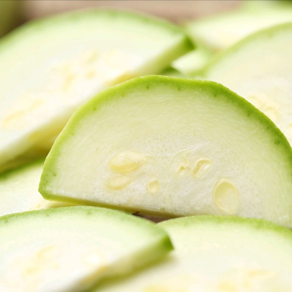 现摘现发新鲜西葫芦三月瓜茭瓜新鲜蔬菜当季整箱绿色蔬菜