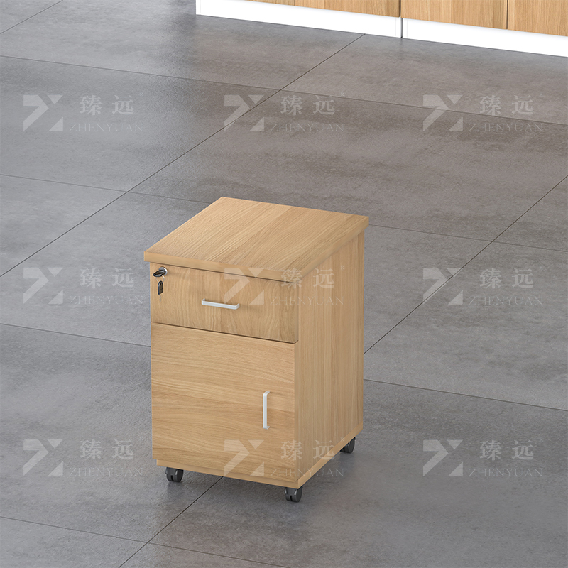 臻远 GWC-003 职员办公桌屏风桌组合员工位电脑桌职员工位 直排三人位高清大图