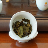 畲依茗 天泽甘露 福鼎生态白茶2021年三级牡丹白茶白牡丹茶饼300g