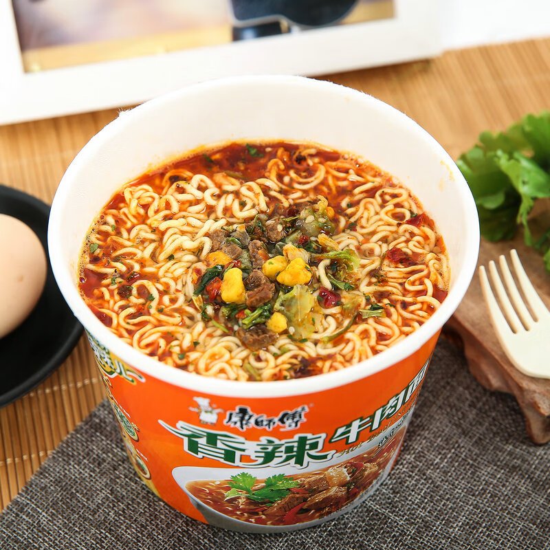 康师傅 桶装方便面 香辣牛肉面 面饼85g(桶)