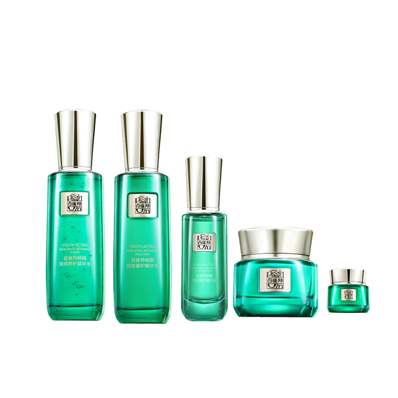 百雀羚 个护套装 100ml+100ml+50g+30ml+15g