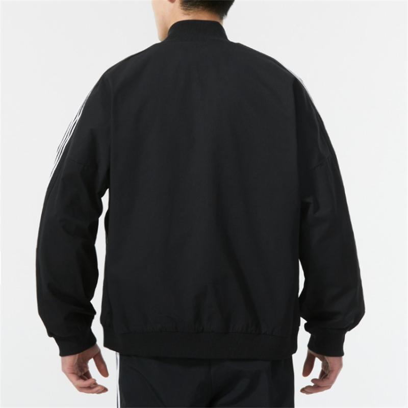 阿迪达斯 (adidas)男装新款运动服跑步休闲外套时尚连帽夹克上衣 IP3791 ZP高清大图