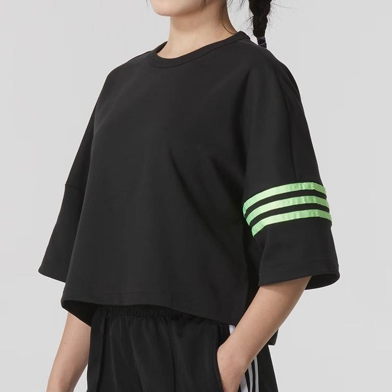ADIDAS阿迪达斯三叶草短袖T恤运动休闲针织圆领女装IU2499 D