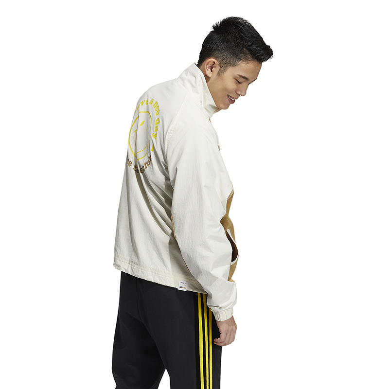 adidas neo U Smly Jkt 休闲运动笑脸图案夹克外套 男款 卡其色 H58045