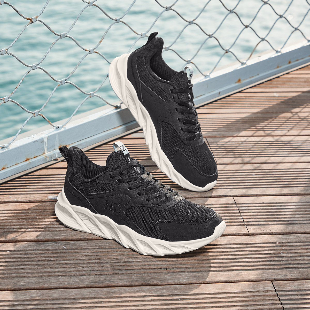 361°女鞋运动鞋新款网面舒适跑鞋轻便软弹跑步鞋女 曜石黑/羽毛白 36码