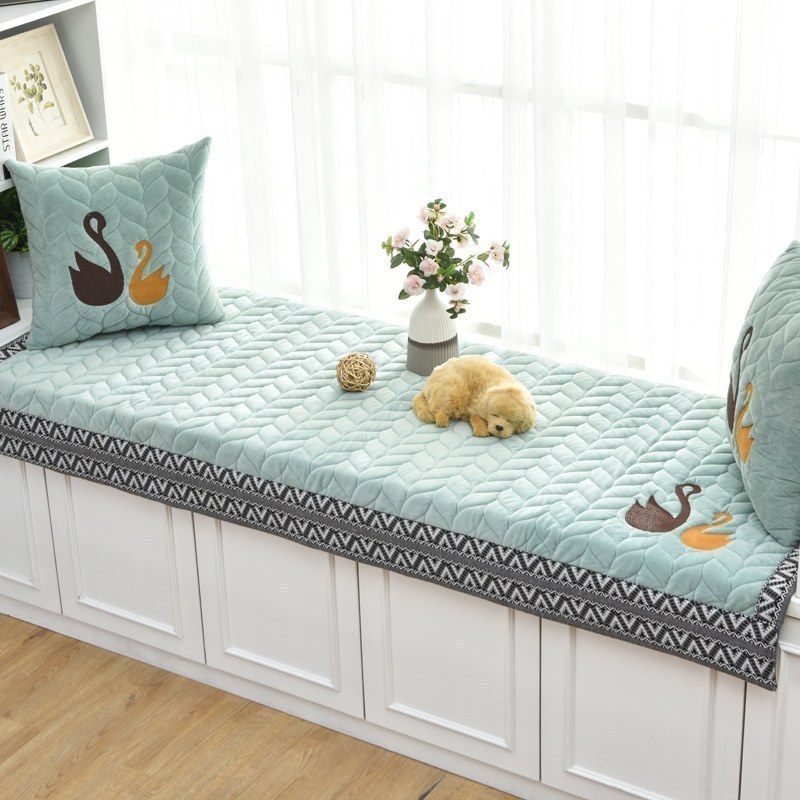 汐岩飘窗垫毛绒窗台垫秋冬阳台垫子飘窗装饰可定制防滑榻榻米垫美式 天鹅无裙摆-绿色90*210cm