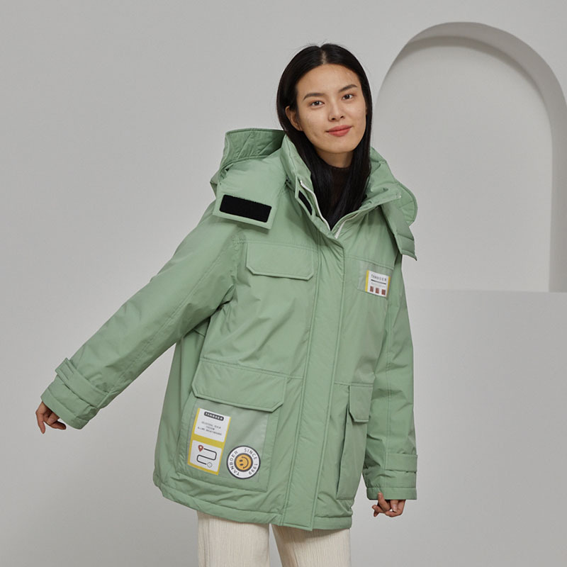 坦博尔新款工装羽绒服女时尚大口袋保暖休闲外套TW216322