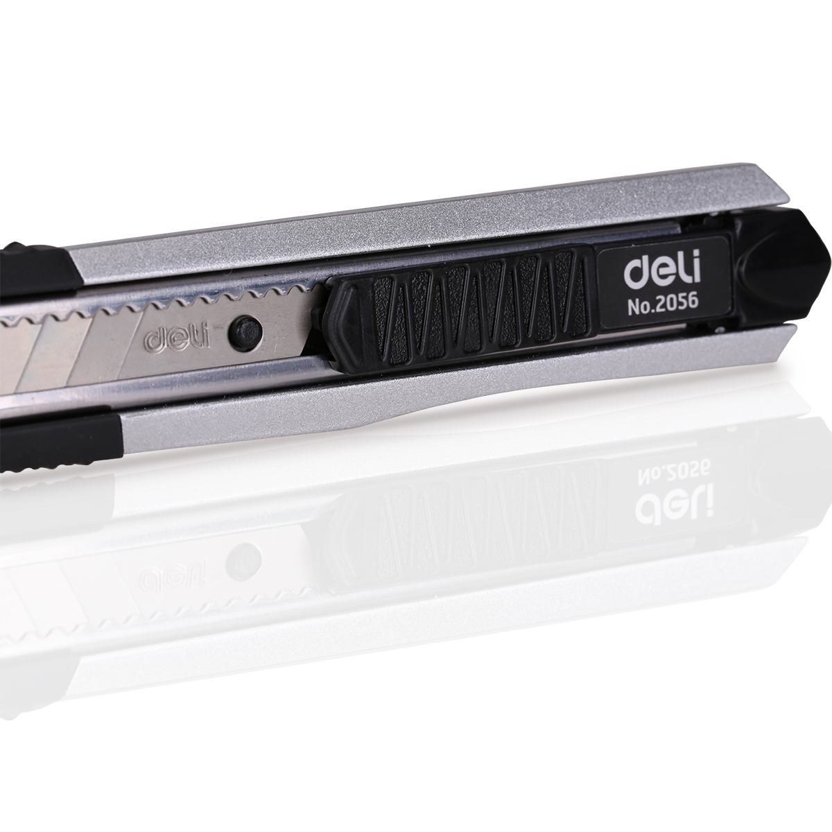 得力 美工刀(银色)(把)2056 小号裁纸刀切纸刀 锋利金属刀架 锌合金刀壳(192把起订,低于起订量不发货)高清大图