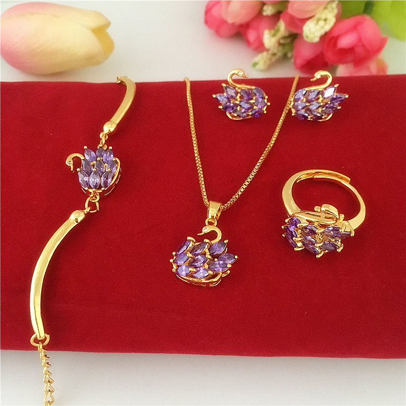 新款沙金孔雀项链女不掉色镀金紫色锆石天鹅吊坠套装仿金婚庆饰品送女朋友老婆情人节七夕生日礼物