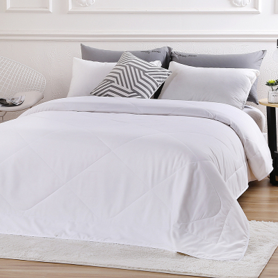 苏宁极物大豆纤维凉被