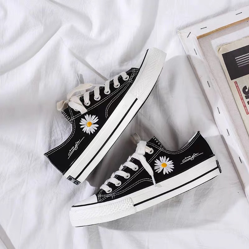 ideamini小雏菊低帮帆布鞋女子2021大码小皱菊花朵板鞋厚底紫色新款41