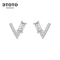 DTOTO 简约V字型耳环时尚镶锆百搭休闲个性银耳饰耳钉
