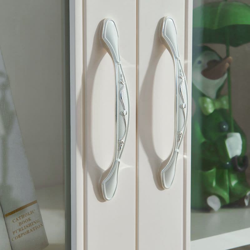 全友家居 韩式田园书房家具套装 二门三门书柜桌椅组合书柜图片