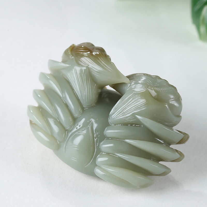八方来财新疆和田玉手把件糖白玉螃蟹玉石挂件玉佩文玩山流水