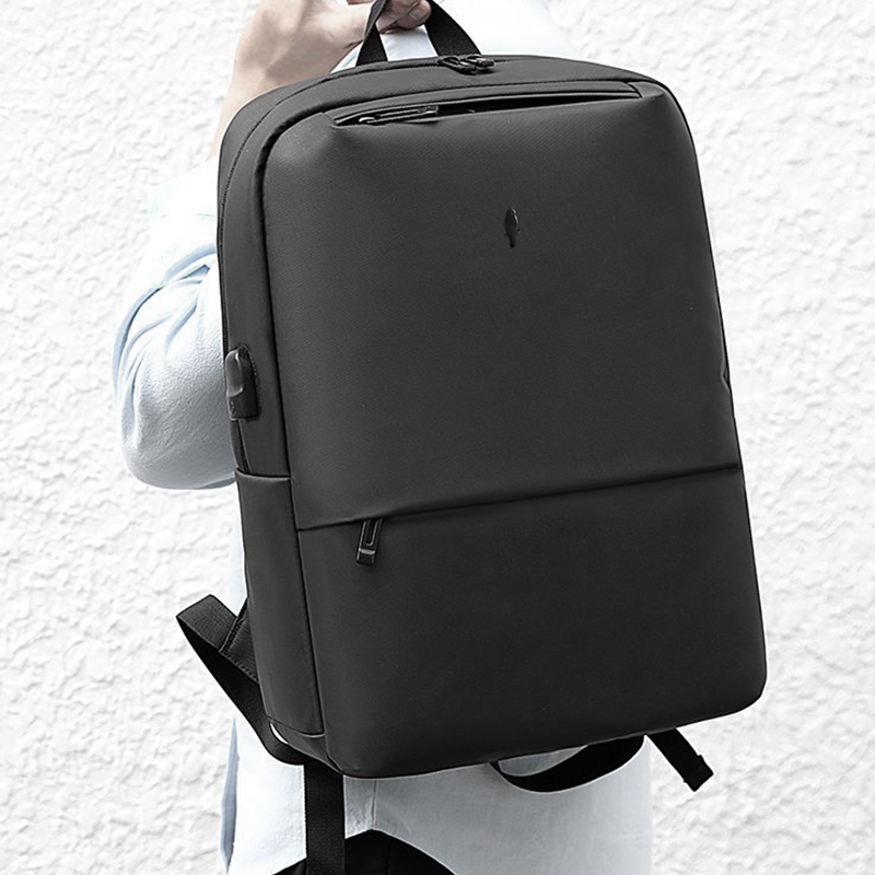 Z.M.N.(法国啄木鸟)商务休闲电脑双肩包-皮斯泰ZRB-0044高清大图