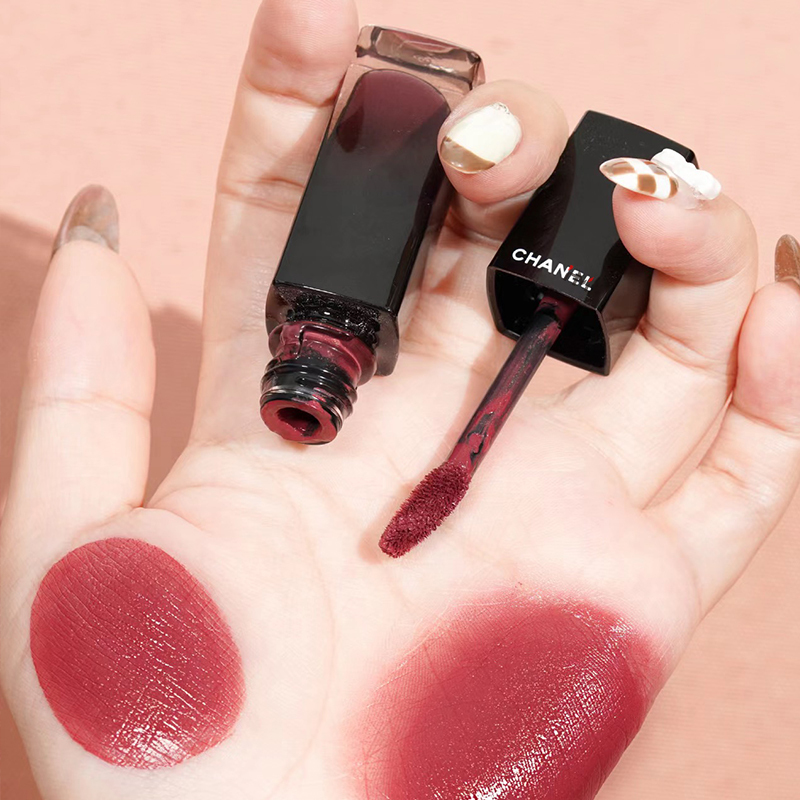 香奈儿(CHANEL)魅力炫光唇釉84号5.5ml 玫瑰豆沙色