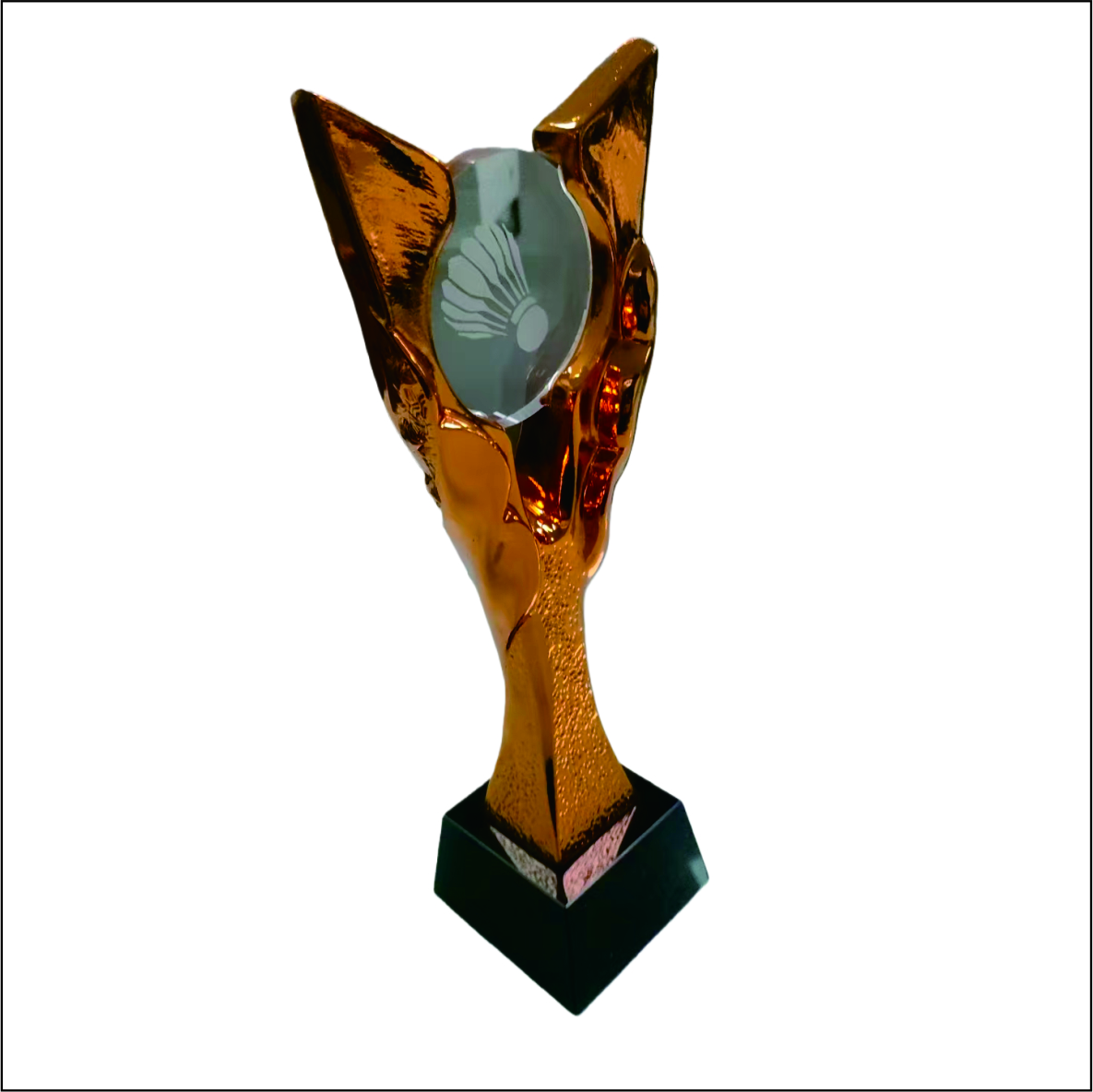 虹和美 羽毛球奖杯高清大图