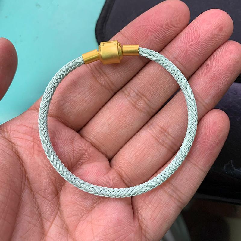 新款马卡龙钢丝手链港版周家编织手链周生生防水钢丝皮绳手链串珠