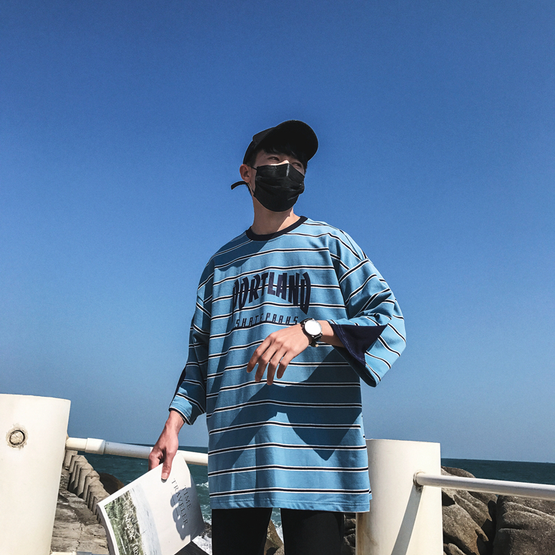 年轻夏装学生韩版条纹港风七分袖圆领宽松T恤休闲个性情侣装潮