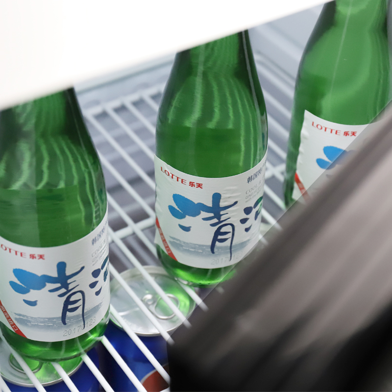 捷盛(JS)SC-55L 55升迷你黑色冰吧 家用商用小型冷柜 立式灯箱冷藏展示柜 左开门玻璃拉门小冰箱小冷柜高清大图