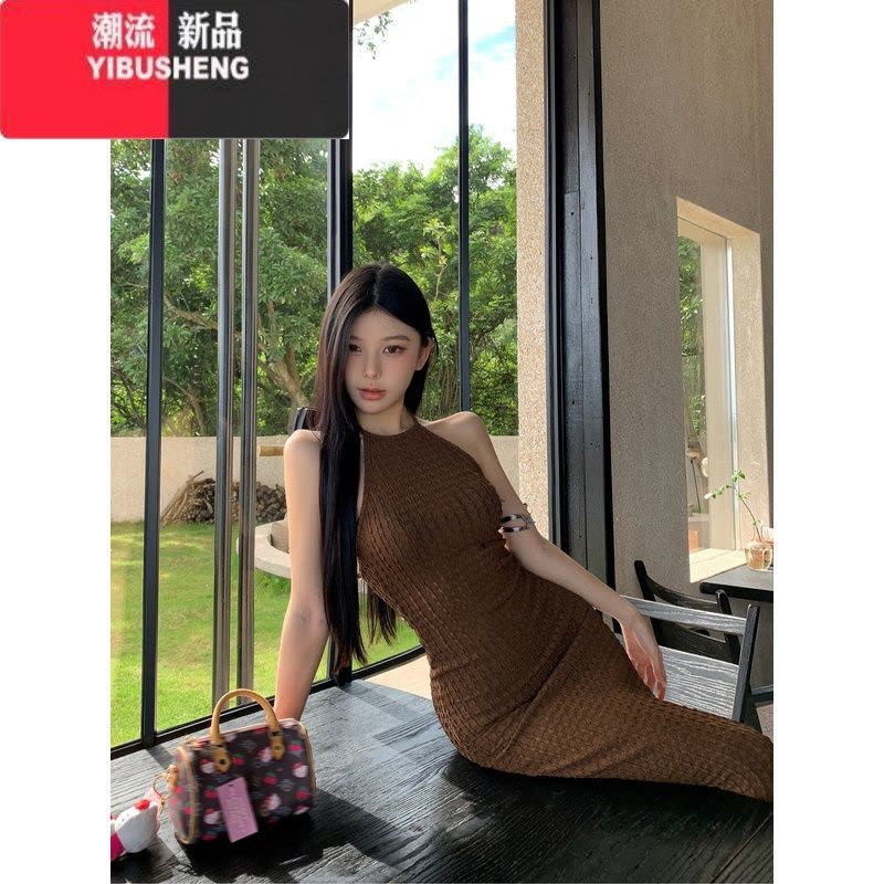 YIBUSHENG咖色镂空挂脖连衣裙女装季辣妹性感显身材裙子收腰紧身包臀长裙图片