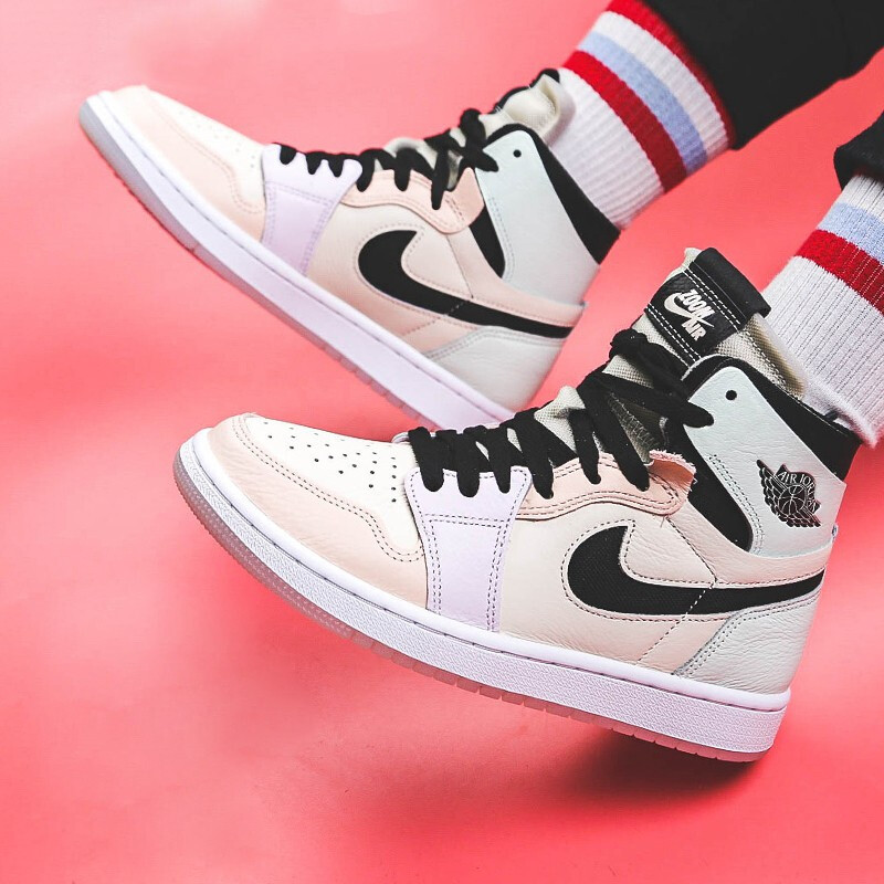 耐克nike女鞋aj1高帮篮球鞋时尚潮流舒适马卡龙色彩拼接缓震透气舒适