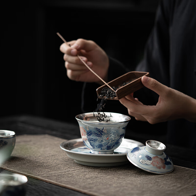 苏氏陶瓷/SUSHI CERAMICS J0940 鎏银国礼牡丹三才盖碗茶具套装礼盒 (单位:盒)高清大图