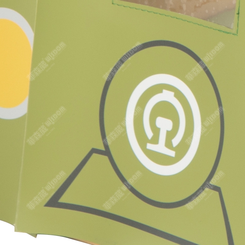 华森葳火车攀爬-火车头钻笼-蓝绿色高清大图