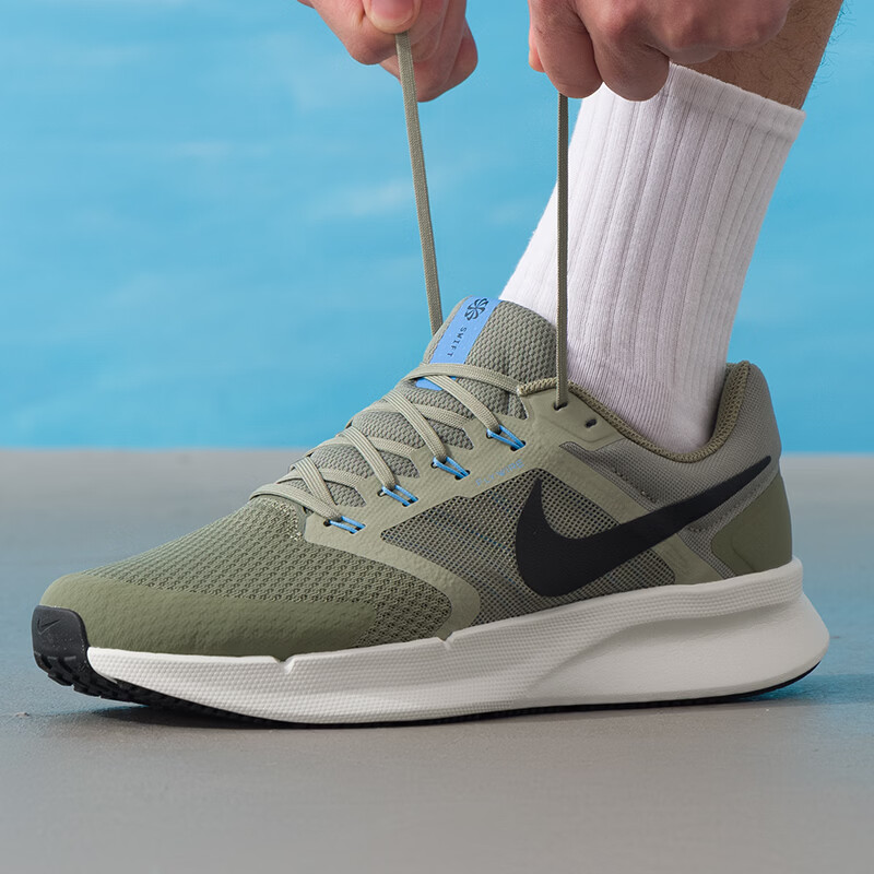 耐克（NIKE）男鞋新款运动鞋低帮轻便舒适RUN SWIFT 3健身训练跑步鞋DR2695-300 ZP高清大图