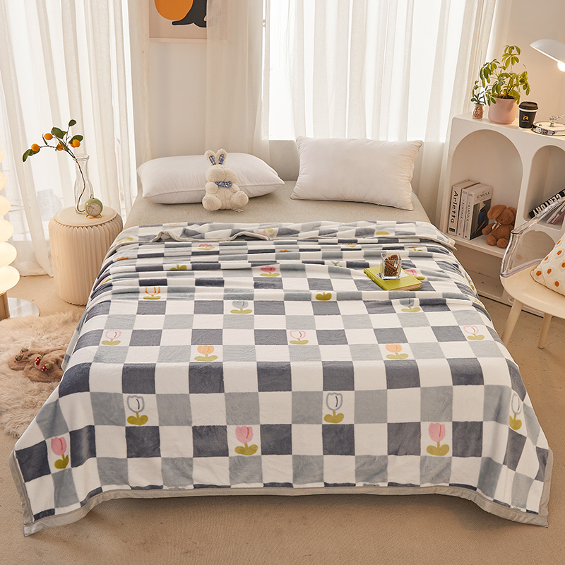 雅鹿 A类牛奶绒保暖毯高清大图