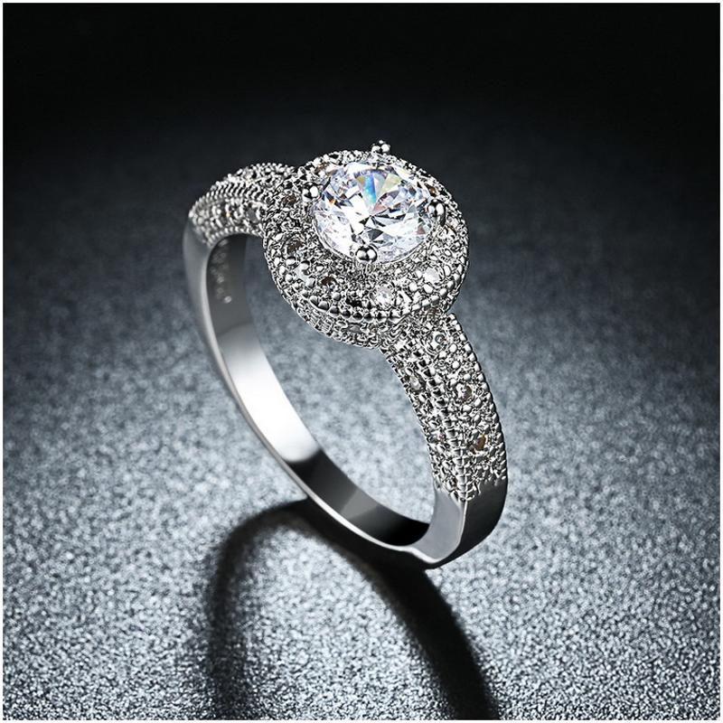 R813-CCouple Love Gold Rings铂金订婚戒指男女钻石情侣简约日韩送女朋友七夕情人节礼物
