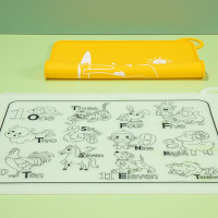 Ubee幼蓓儿童宝宝硅胶餐垫婴儿防滑隔热小学生可用12个月以上便携可折叠 十二生肖 印花 乐友 X91YR000A3