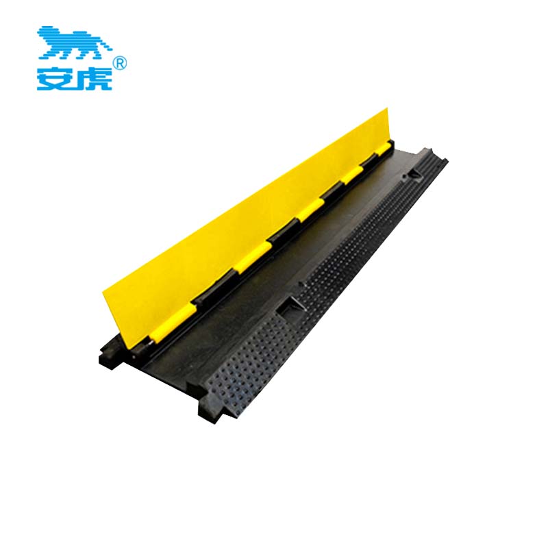 安虎 线槽减速带 小一线槽1000*220*30mm 个