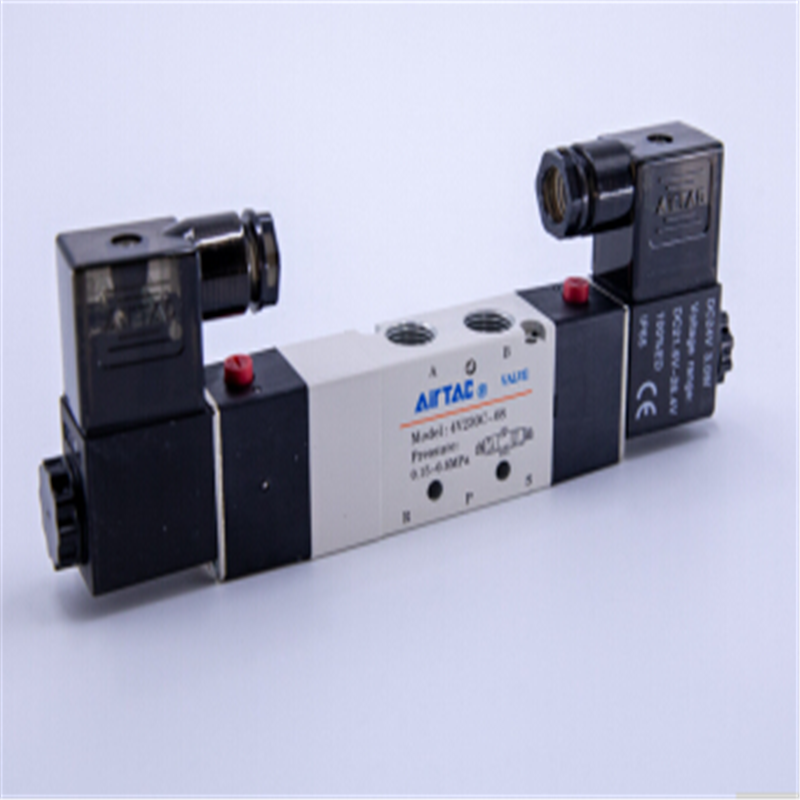 电磁阀 4V210-08-B，气动元件