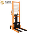 卓鑫蒂隆堆高车2m台