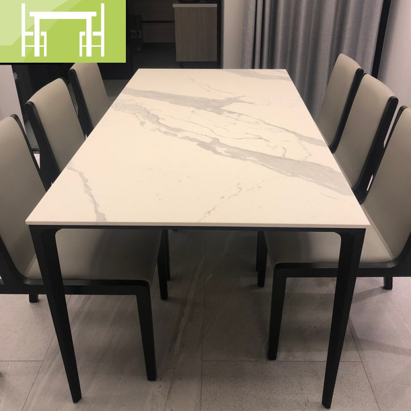 逸家伴侣意式岩板餐桌椅组合北欧网红新款家用饭桌现代简约小户型轻奢