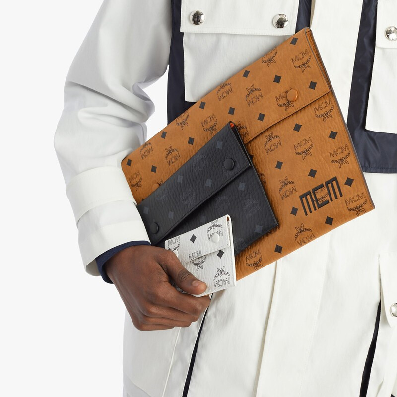 MCM 奢侈品 中性Visetos干邑色牛皮革中号手拿包三件套文件包信封包手拿包MXZBSVI04CO001