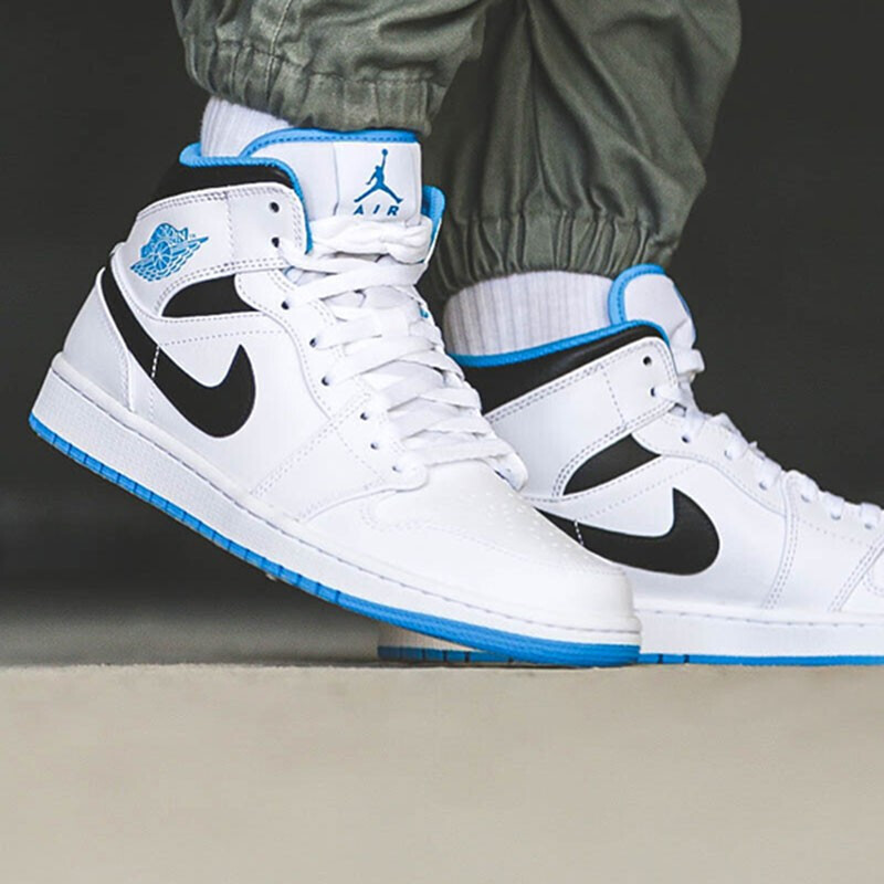 潮耐克男鞋nikeairjordan1aj1中帮休闲运动篮球鞋554724141