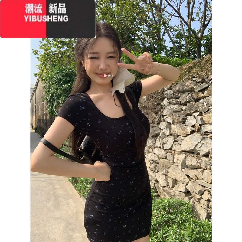 YIBUSHENG法式黑色碎花短袖连衣裙女季辣妹收腰显瘦针织包臀裙小个子短裙