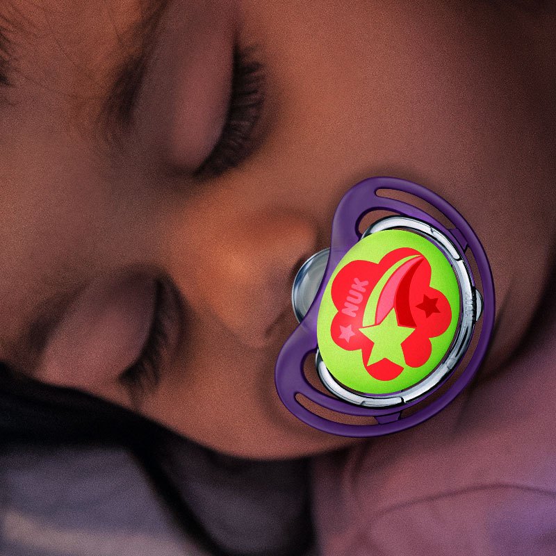 nuk安抚奶嘴舒适夜光型硅胶06个月蓝色透明2个装