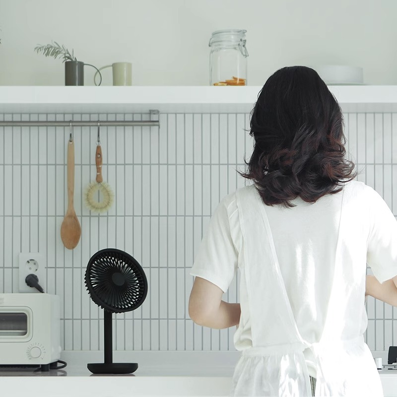 solove素乐小风扇可充电学生宿舍床上办公室桌面上卧室台式电扇便携式usb轻音大风力迷你电风扇小型家用摇头高清大图