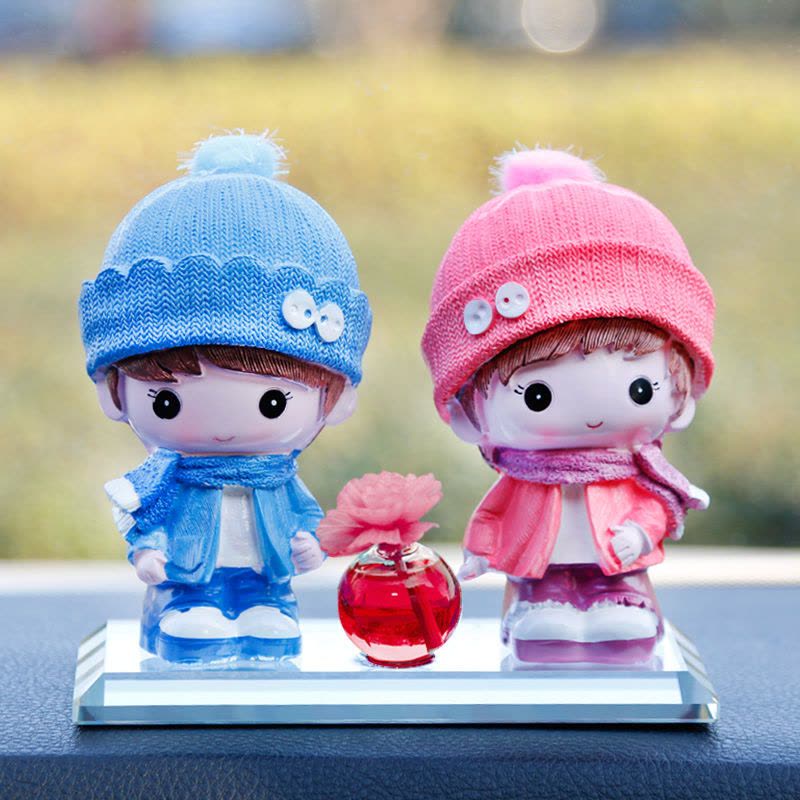 花样年华 汽车香水香薰创意个性车载中控台上装饰用品大全可爱车内饰品摆件图片