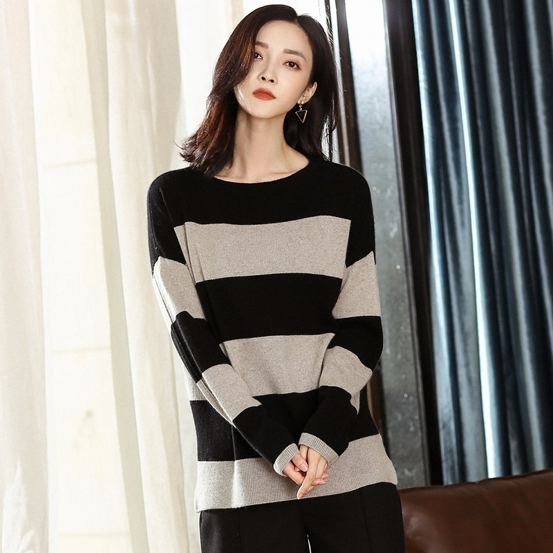 2017秋冬季新款羊绒衫女装圆领修身拼接开叉加厚套头针织衫