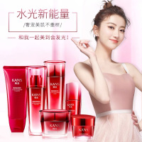 韩束巨水光弹润尊享礼盒 洁面120ml+水120ml+乳60ml+精华30ml+50g霜+20ml眼霜+35片化妆棉