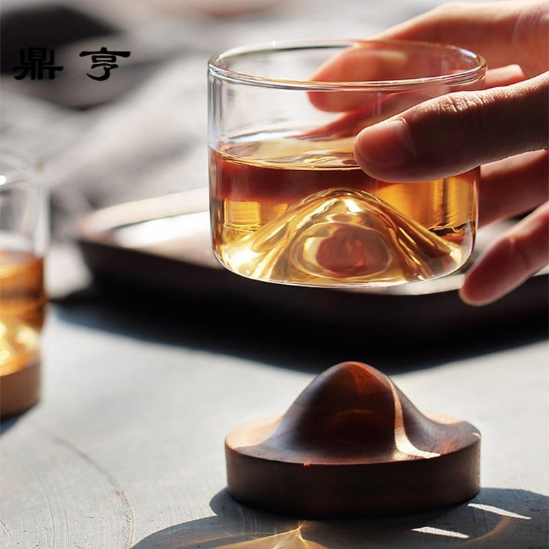 鼎亨日式玻璃品茗杯主人杯单杯个人功夫小茶杯木底小山个性小口杯